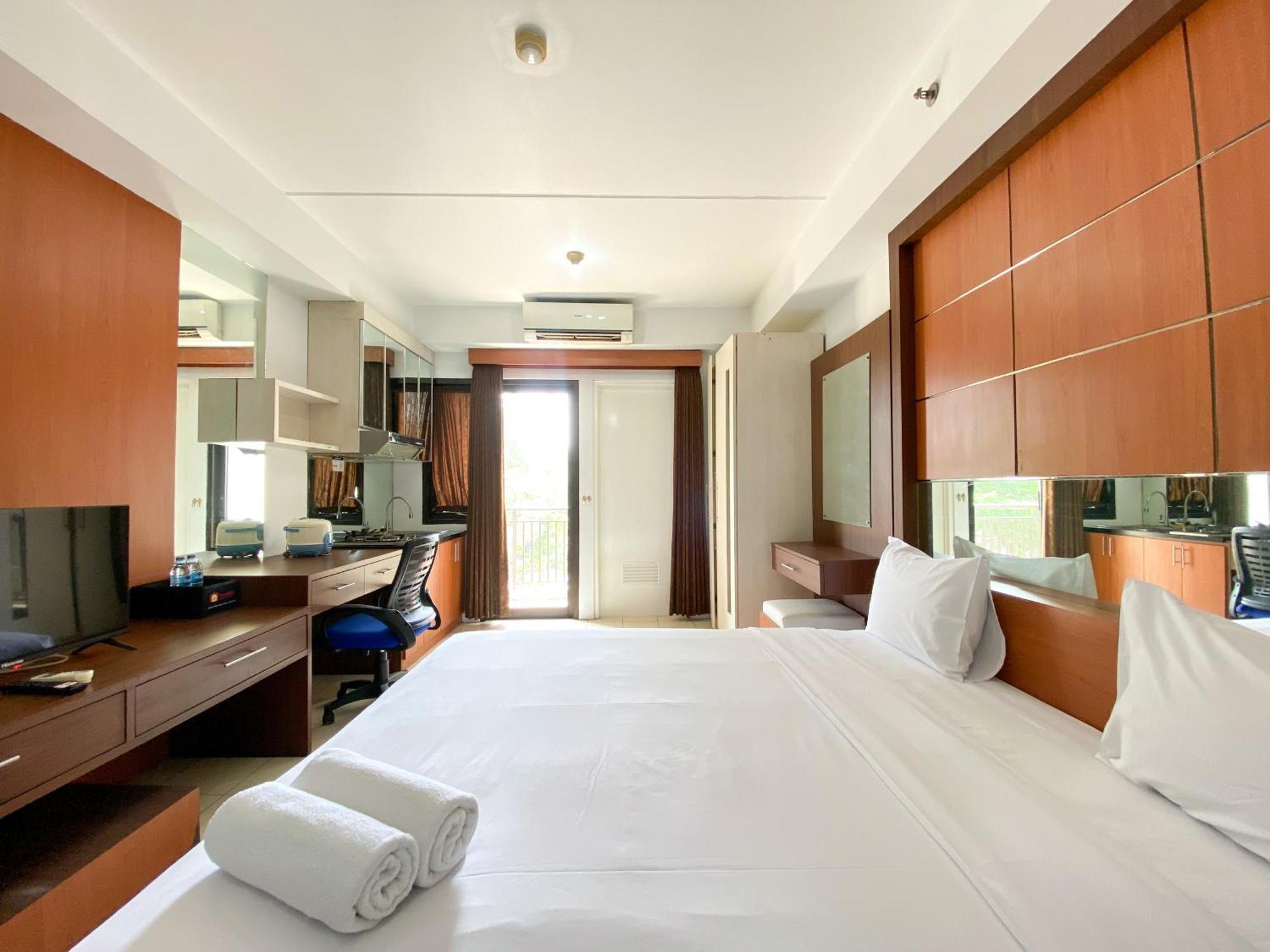 Simply Look Metropark Jababeka By Travelio